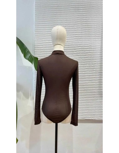 Body en transparencia con cuello perkins y pedrería.