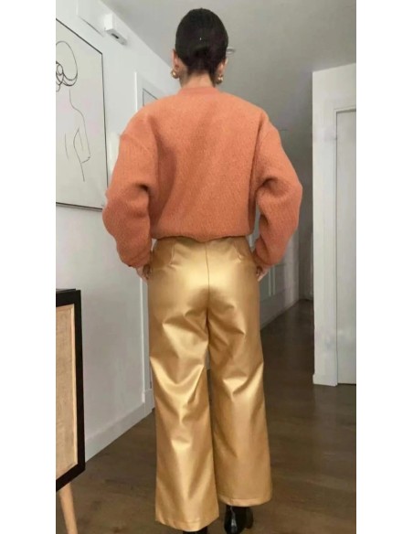 Pantalón efecto cuero cropped