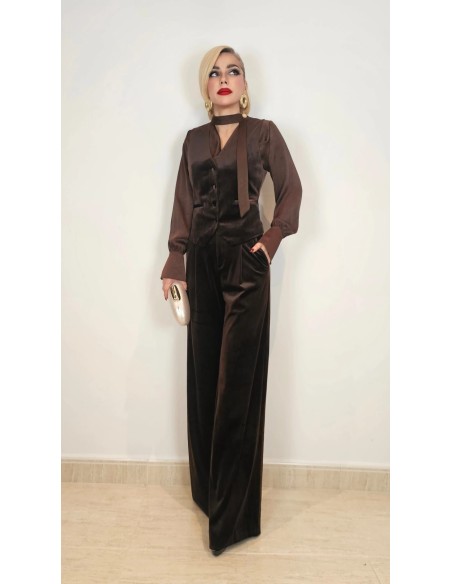 Traje de chaqueta en terciopelo elegantísimo al mejor precio con alta calidad.