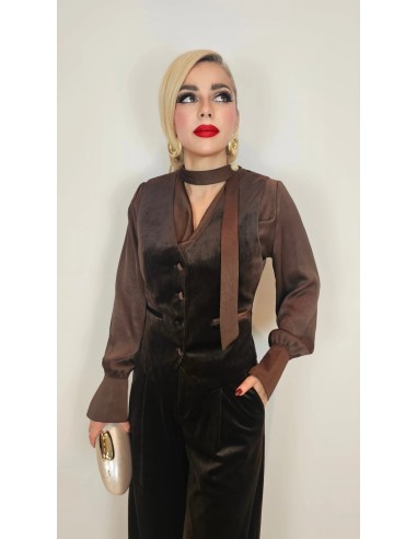 Traje de chaqueta en terciopelo elegantísimo al mejor precio con alta calidad.
