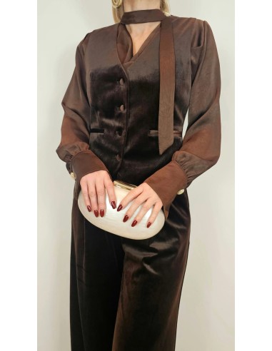 Traje de chaqueta en terciopelo elegantísimo al mejor precio con alta calidad.