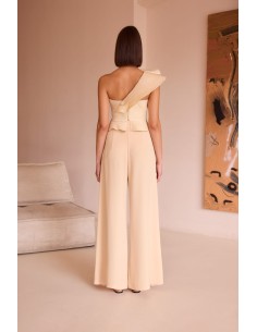 Descubre el conjunto de noche 52563 de Carla Ruiz, disponible en nuestra boutique. Este elegante y refinado. 2