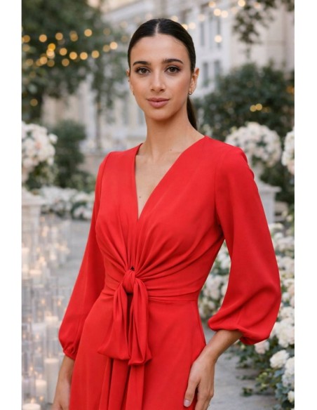 Vestido de corte midi en crepe elástico