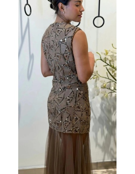 Vestido guipur y tul pedrería