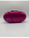 El clutch perfecto que realza todo tipo de vestidos, para añadir el toque mágico.