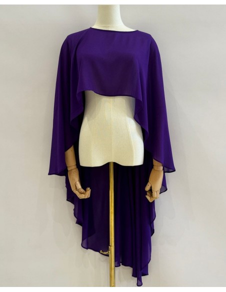 Capa de gasa larga. El complemento que realza todo tipo de vestidos, para añadir el toque mágico perfecto a la novia/invitada.