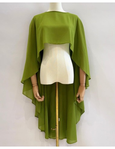 Capa de gasa larga. El complemento que realza todo tipo de vestidos, para añadir el toque mágico perfecto a la novia/invitada.
