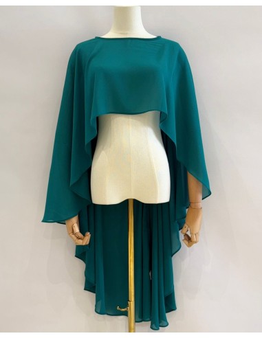 Capa de gasa larga. El complemento que realza todo tipo de vestidos, para añadir el toque mágico perfecto a la novia/invitada.