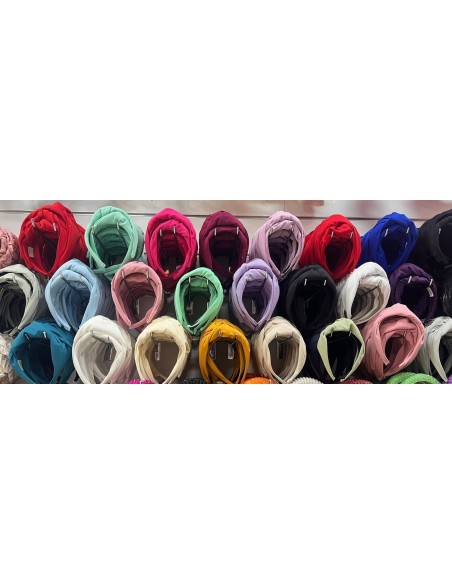 Diademas con rejilla. Se pueden pedir cantidad bajo pedido todos los tonos de la foto de color. La rejilla va a juego con la dia