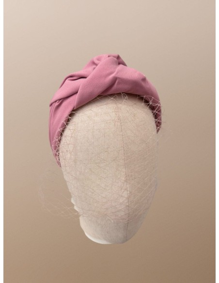Diademas con rejilla. Se pueden pedir cantidad bajo pedido todos los tonos de la foto de color. La rejilla va a juego con la dia