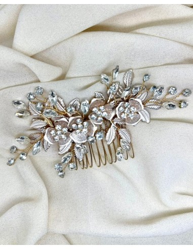 El complemento que realza todo tipo de vestidos, para añadir el toque mágico y perfecto.