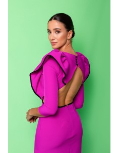 Vestido midi con volantes en los hombros con adornos de vivos y espalda al aire. 2