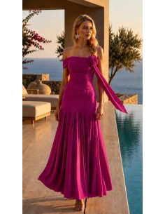 Vestido largo asimétrico y con una flor removible, ideal para bodas, eventos, cocktails y todo tipo de celebraciones. 2