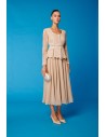 Carla Ruiz mod.51578 Elegante vestido confeccionado en un delicado tul bordado y georgette.