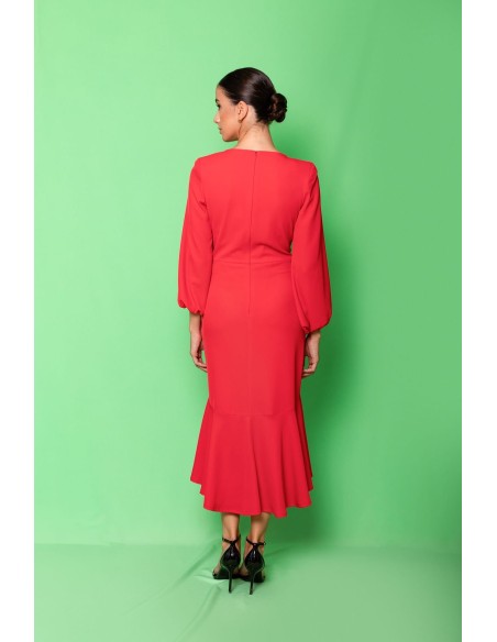 Vestido de corte midi en crepe elástico