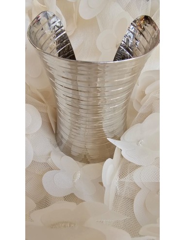 Maxi pulsera metálica en relieve.