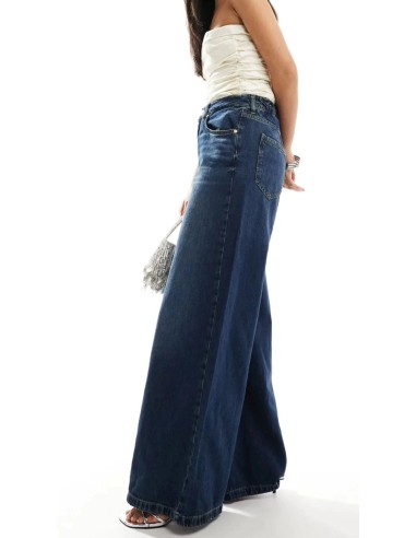 Jeans de tiro alto palazzo en tejido azul oscuro y cinco bolsillos. Tejido elástico.