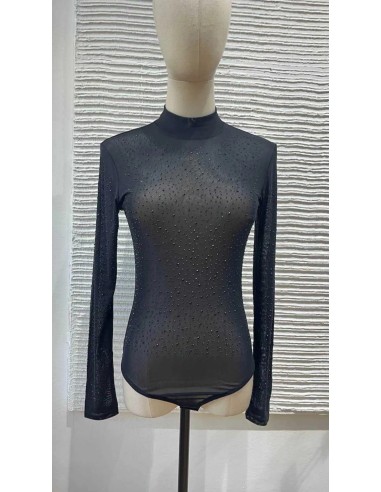 Body en transparencia con cuello perkins y pedrería.